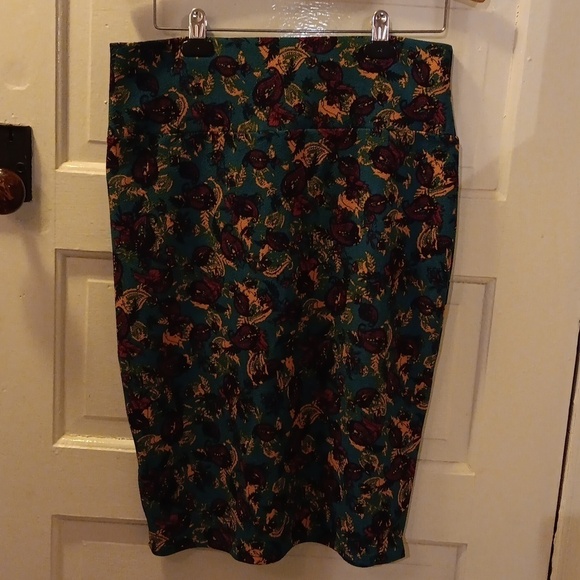 Lularoe large skirt - Picture 1 of 3